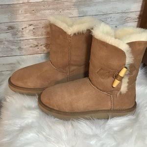 Authentic chestnut Keely boot